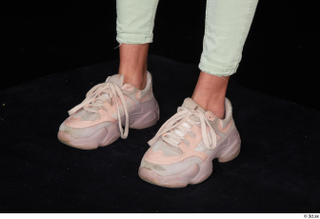 Waja pink sneakers shoes sports 0002.jpg
